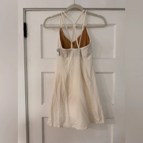Old Navy Active Strappy Back Built-In Bra Dress | Size M | NWT - Picture 3 of 3